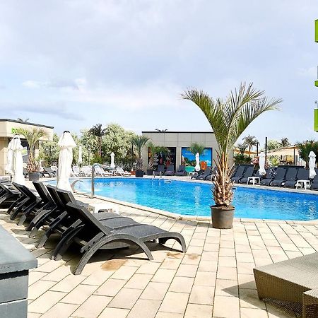 Sunrise King Studio Spa N Pool Beach Resort Navodari Exterior photo